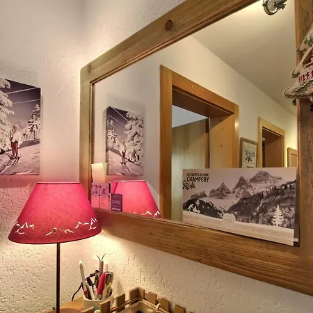 Cretes 15, Chimney And Terrace