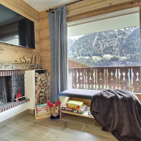 Appartement Cretes 15, Chimney And Terrace Champéry