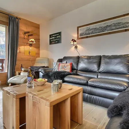 Apartment Crstes 15, Its Chimney And Terrace *