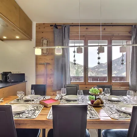 Apartment Crstes 15, Its Chimney And Terrace *